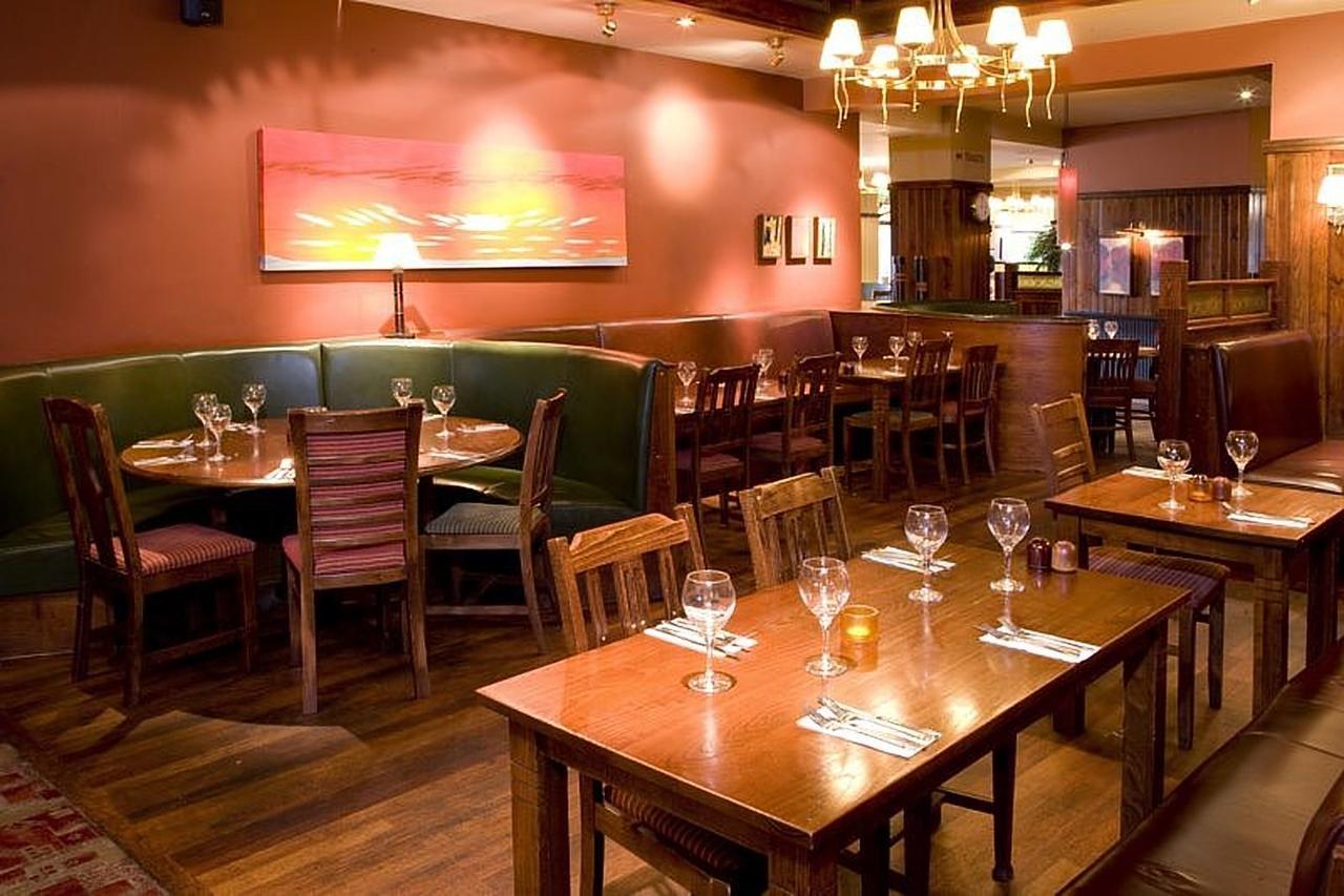 Premier Inn London Ilford Eksteriør bilde